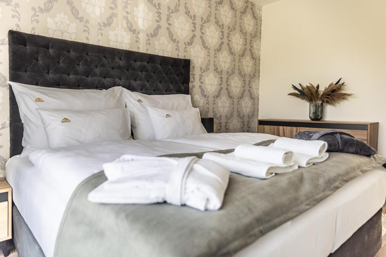 Hotel Demanova Apartments - Dependance Liptovský Mikuláš 外观 照片